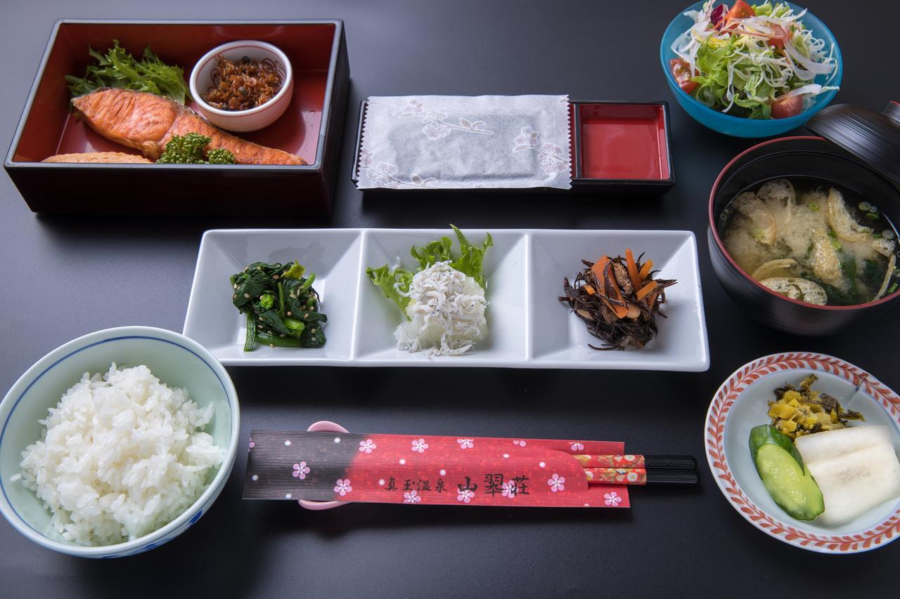 Sansuisou Nakatsu Buitenkant foto